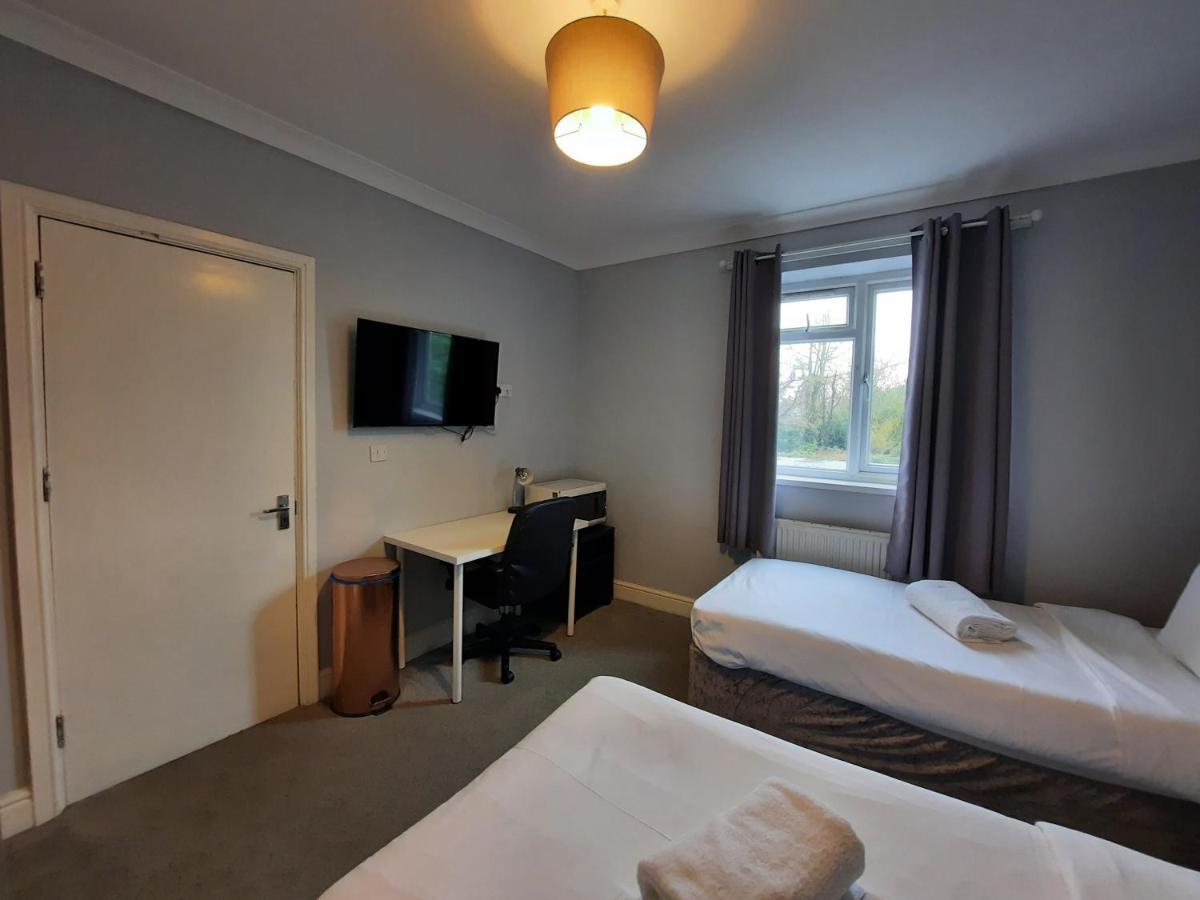 Addenro Apartments Southampton Room photo